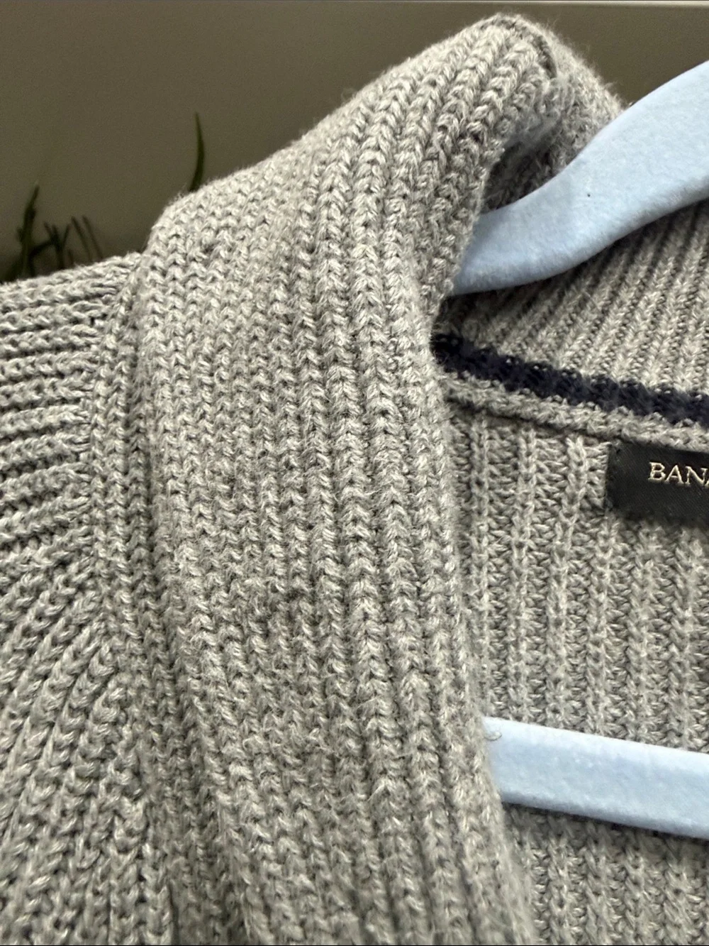 Banana Republic Light Gray Shawl-Collar Button Cardigan SZ. XL